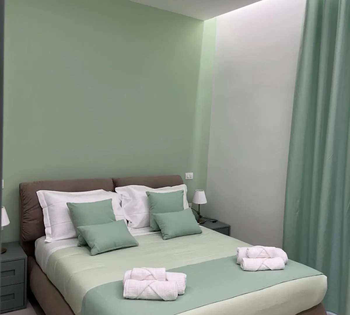 Luxury Rooms Naples